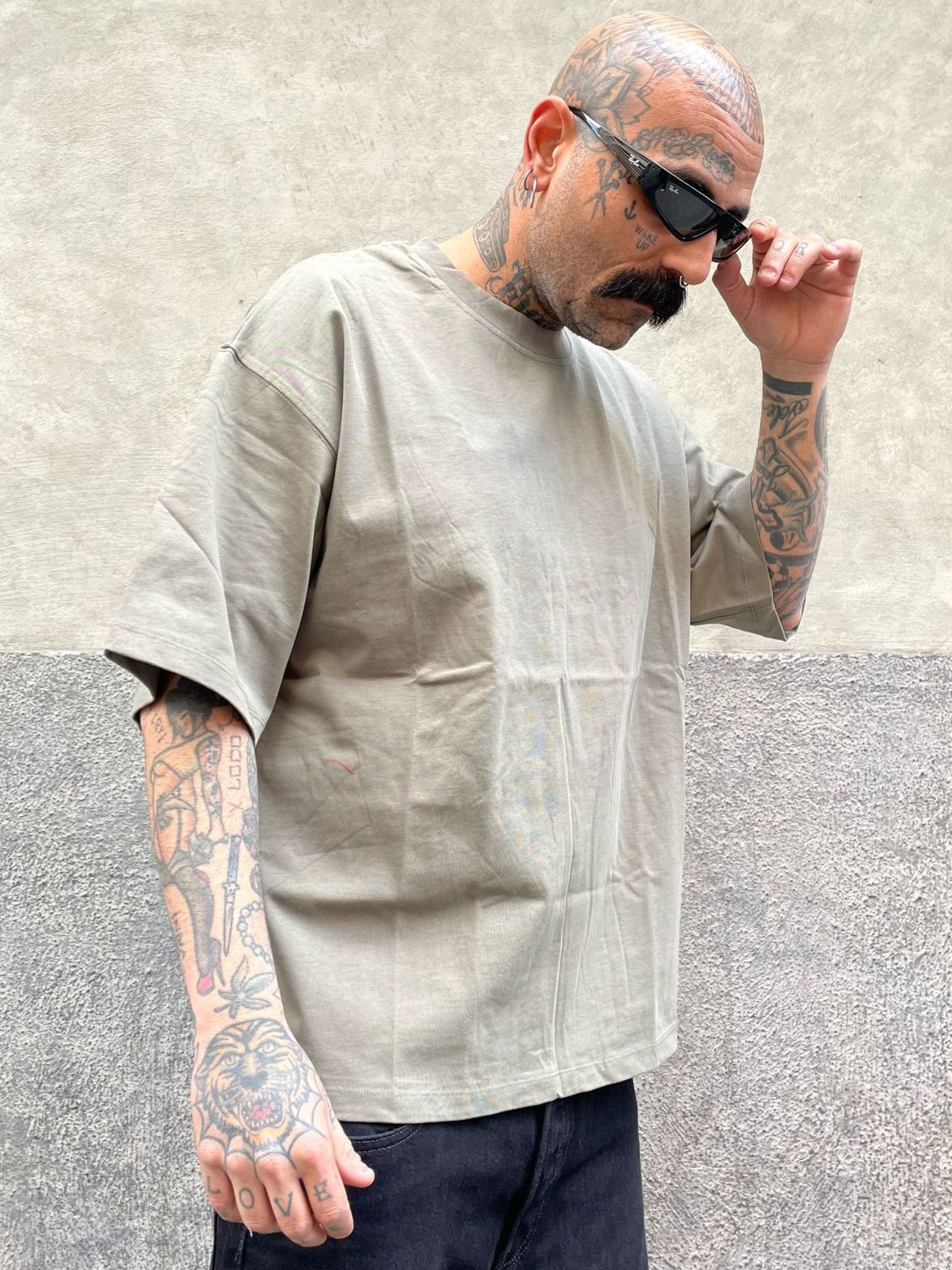 T-SHIRT FLOW